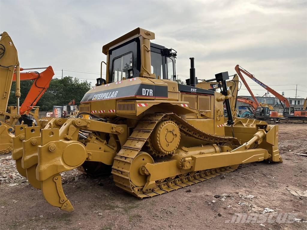 CAT D7R Гусеничні бульдозери