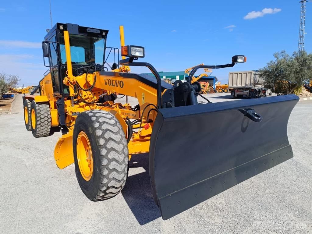 Volvo G 726 B Грейдери