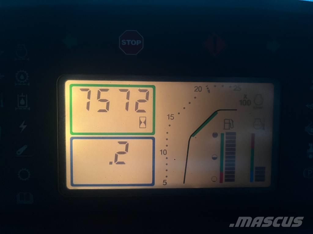 John Deere 7710 PQ Трактори