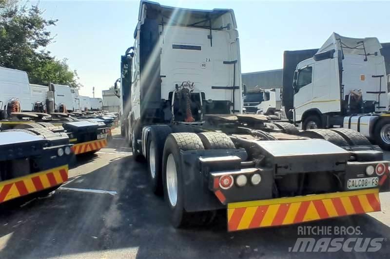Volvo FH 520 Вантажівки / спеціальні