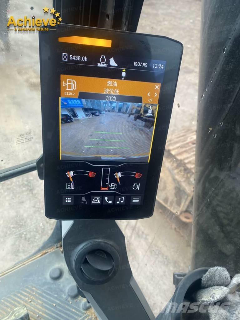 CAT 320 Гусеничні екскаватори