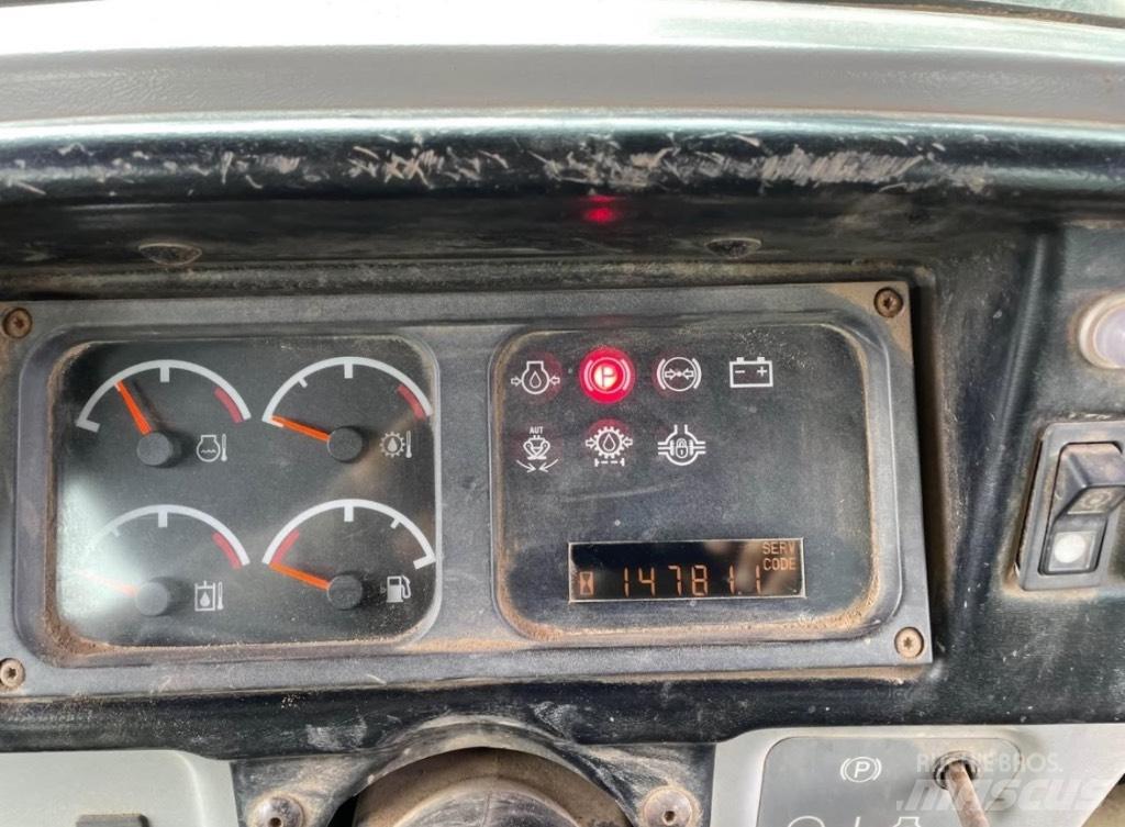 CAT 535 B Трельовочні трактора