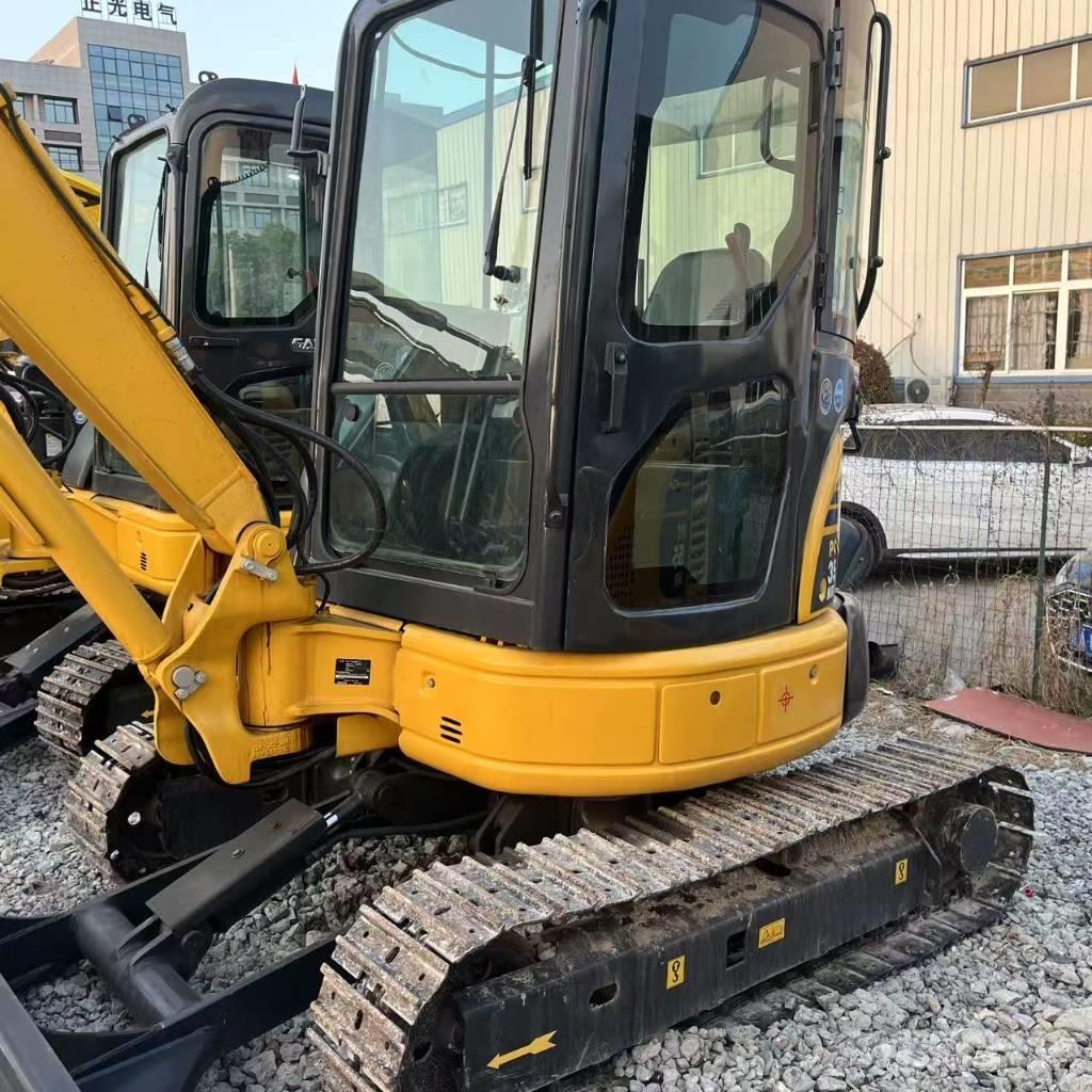 Komatsu PC 35 MR Міні-екскаватори < 7т