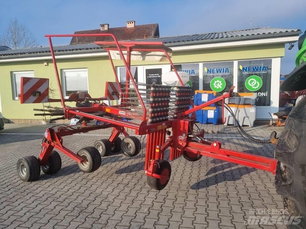 Lely Hibiscus 485 Граблі і сінозворушувачі