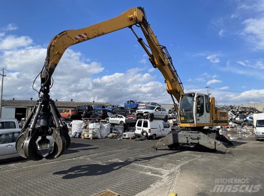 Liebherr 924 Перевантажувачі металобрухту/промислові навантажувачі