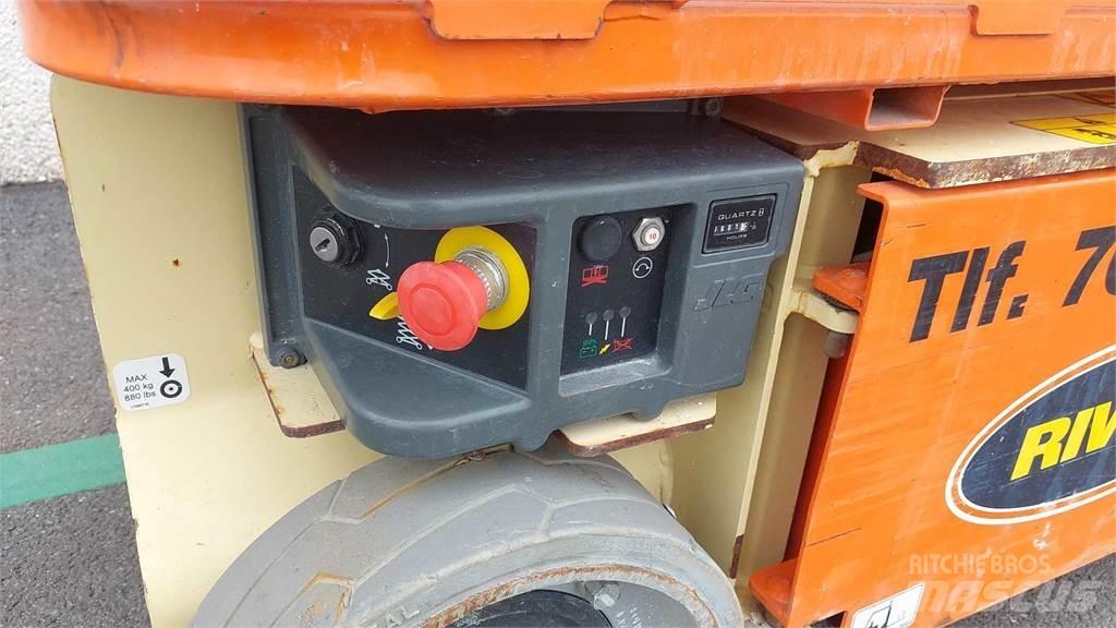 JLG 1230ES Інші підйомники і платформи