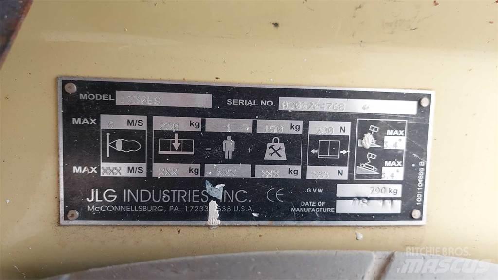 JLG 1230ES Інші підйомники і платформи