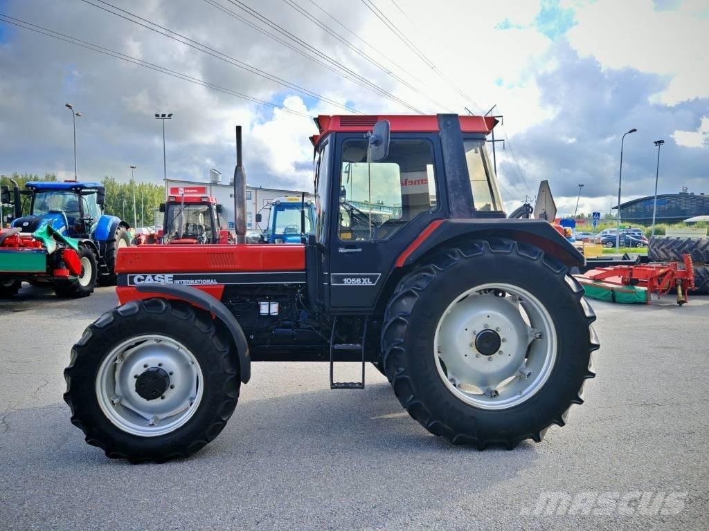 Case IH 1056 XL Трактори