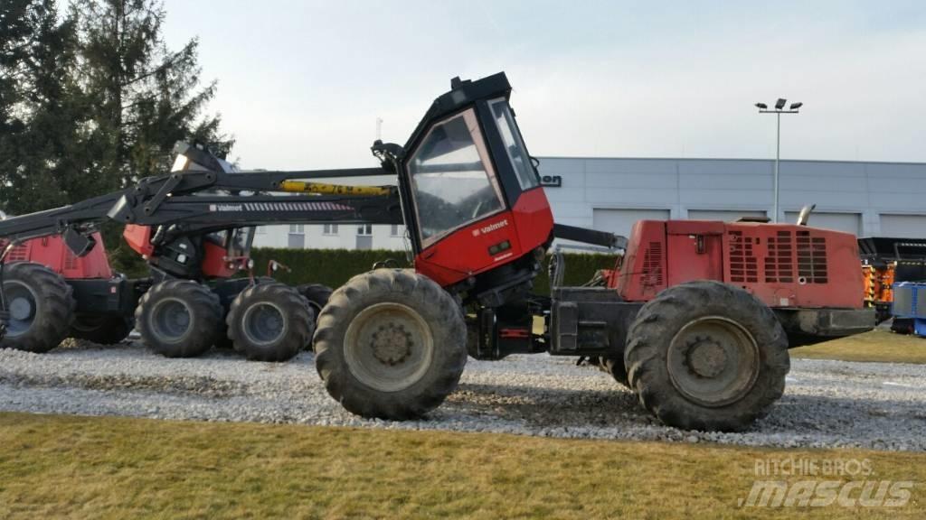 Valmet 901 Харвестери