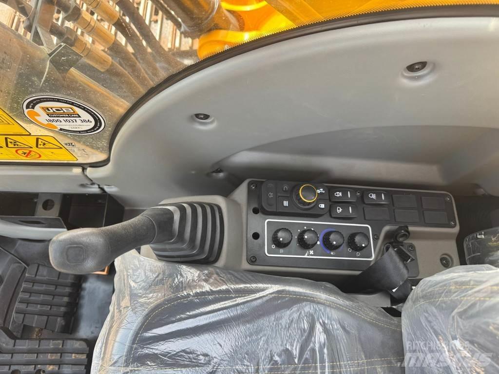 JCB 205 Спеціальні екскаватори