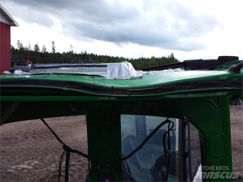 John Deere E/G Кабіна