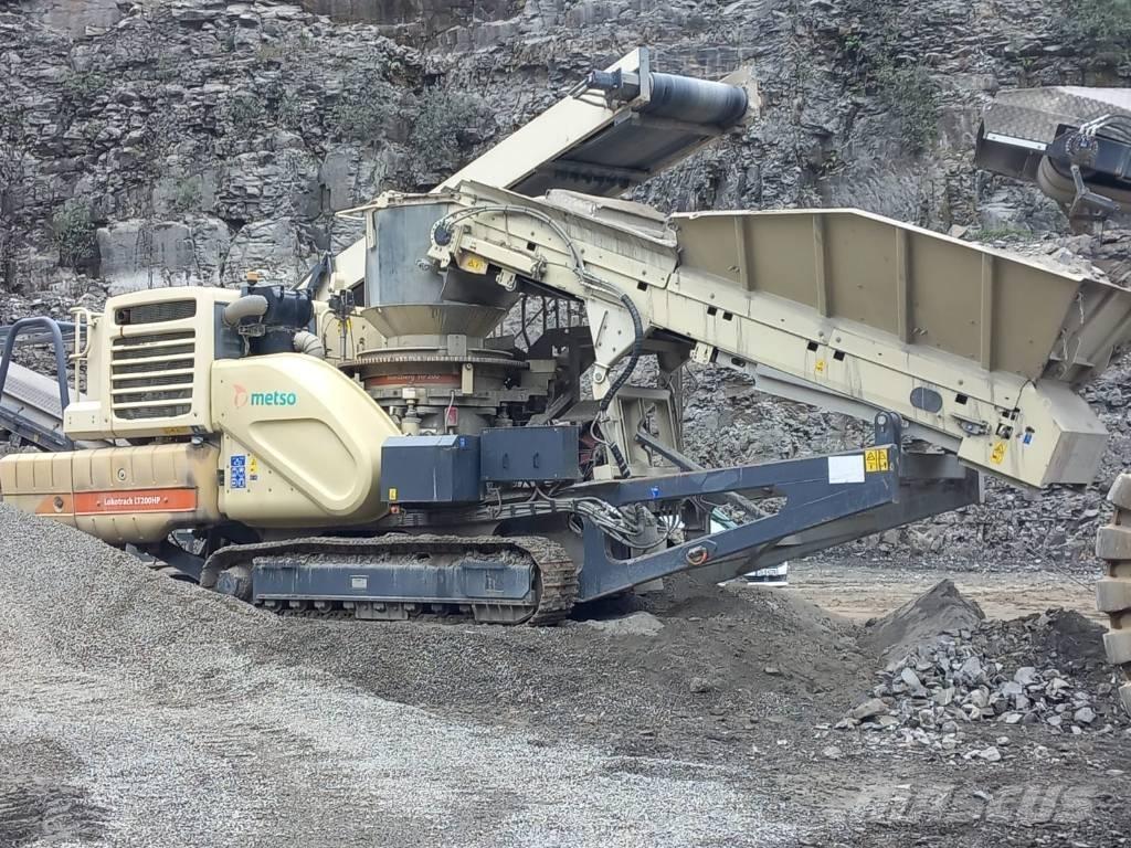 Metso LT 200 HP Мобільні дробарки