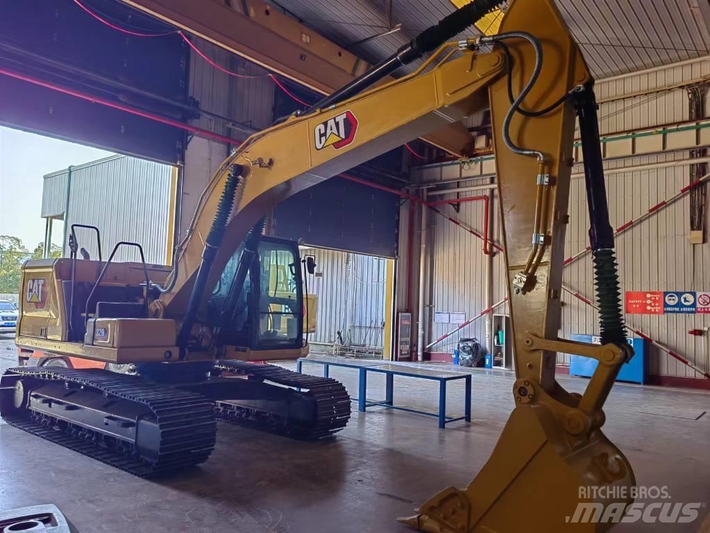 CAT 2021 CAT 320 Колісні екскаватори