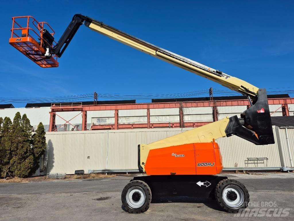 JLG 800 AJ Колінчаті підйомники