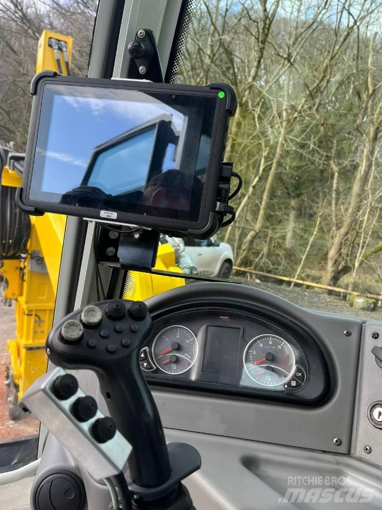 Menzi Muck M515 Спеціальні екскаватори