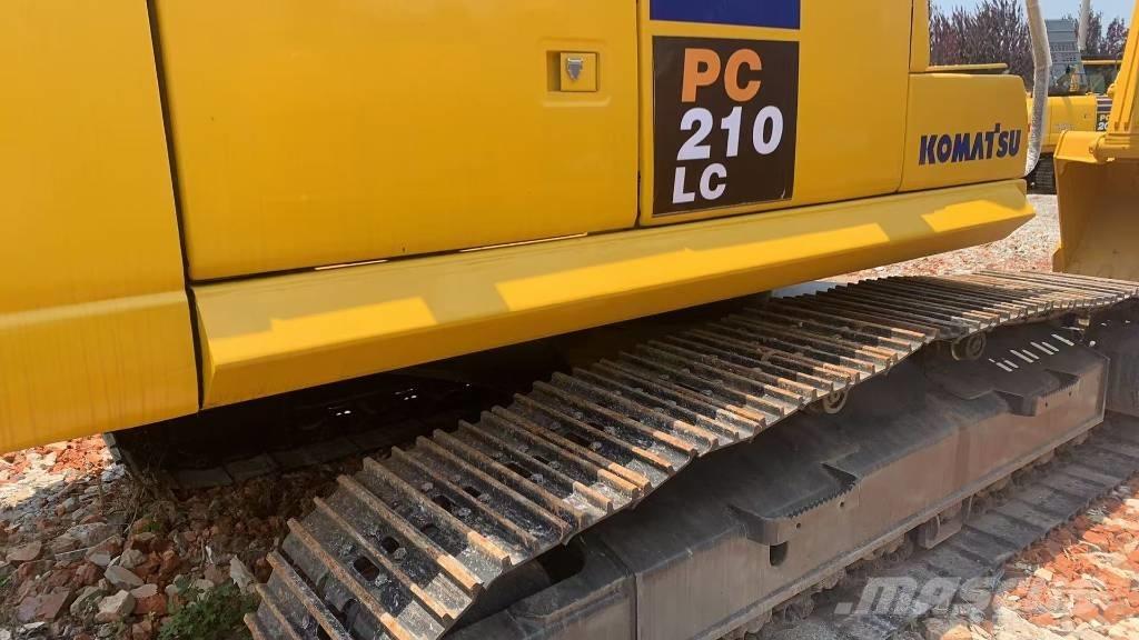 Komatsu PC 210 LC Гусеничні екскаватори