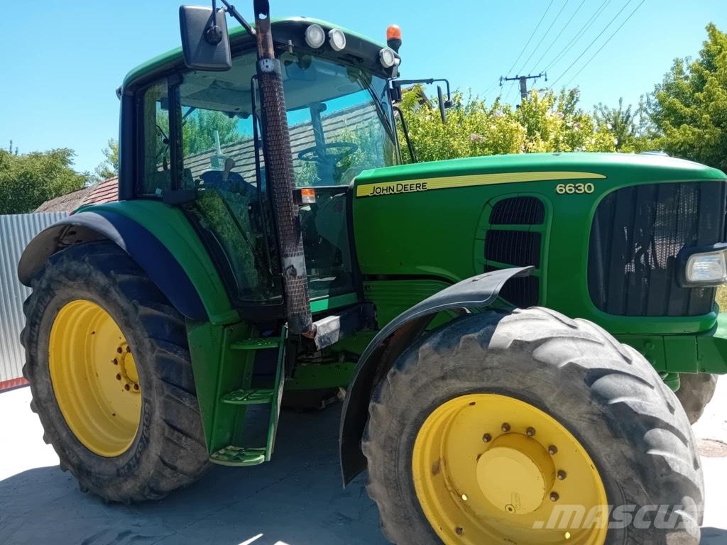 John Deere 6630 Трактори