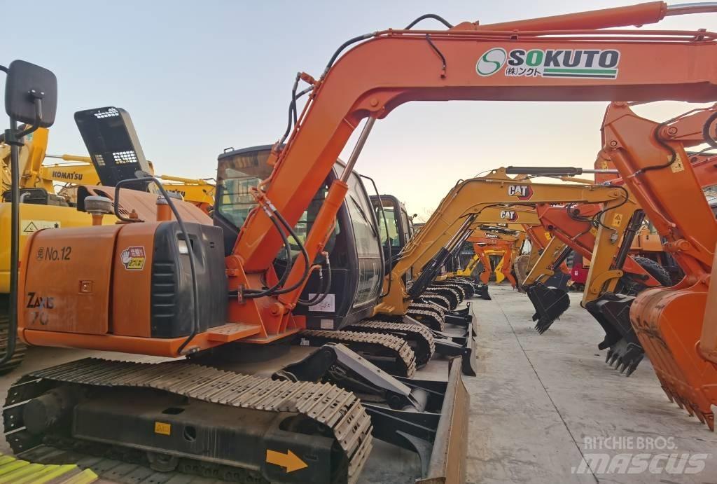 Hitachi ZX 70 Гусеничні екскаватори