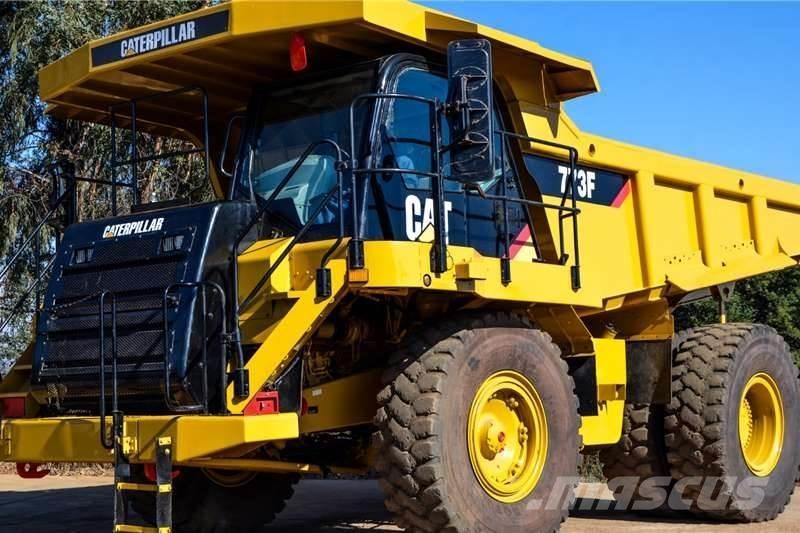 CAT 773F Вантажівки / спеціальні