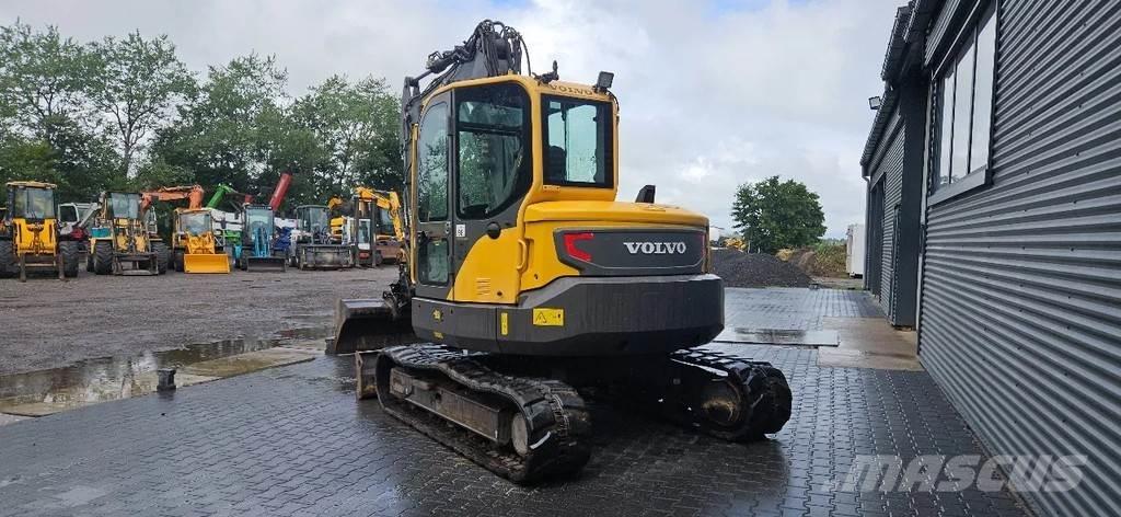 Volvo ECR88 D Середні екскаватори 7т. - 12т.