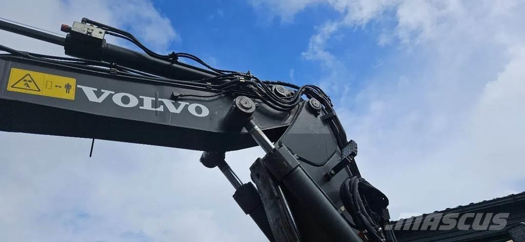 Volvo ECR88 D Середні екскаватори 7т. - 12т.