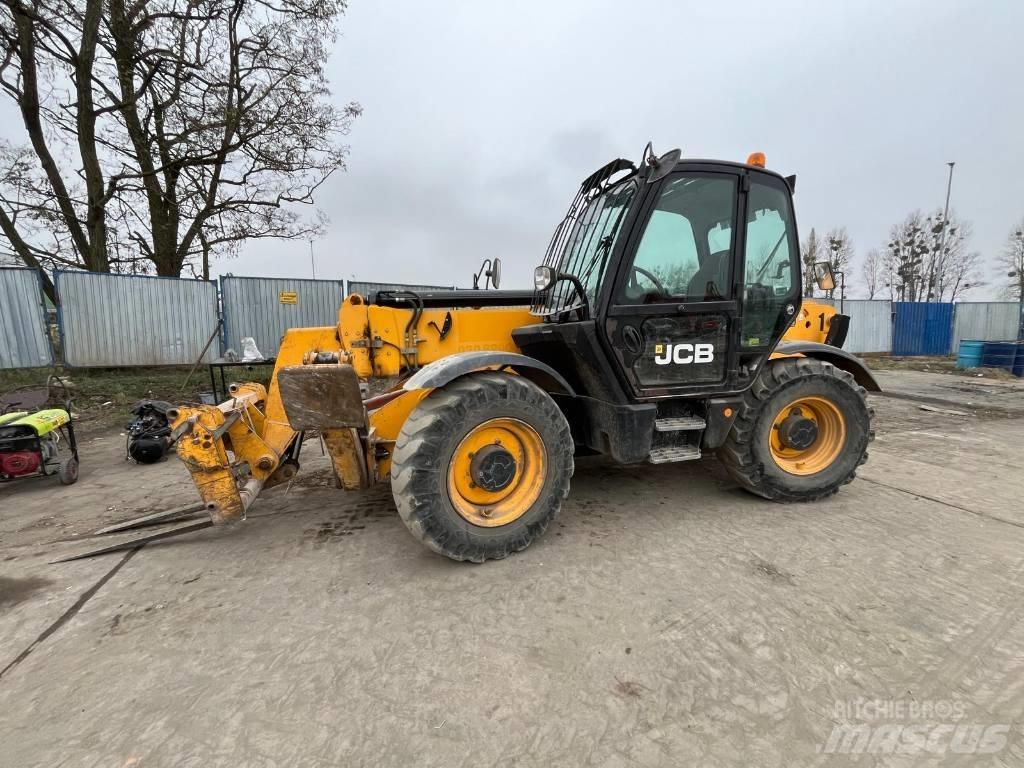 JCB 535-125 Телескопічні навантажувачі