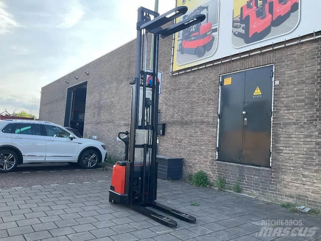 Toyota BT SWE120L Ручний візок