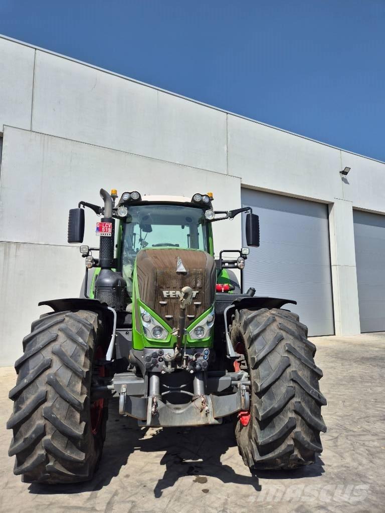 Fendt 826 Profi Трактори