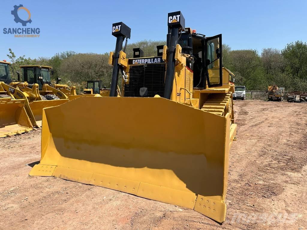 CAT D 8 R Гусеничні бульдозери