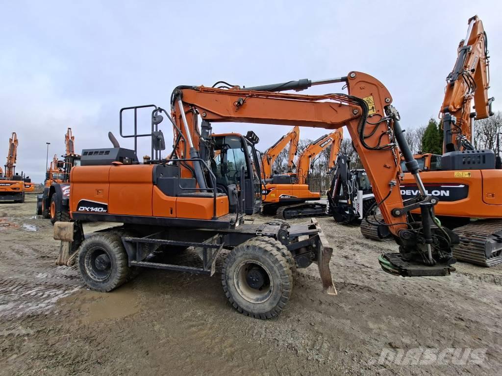 Doosan DX140W-5 Колісні екскаватори