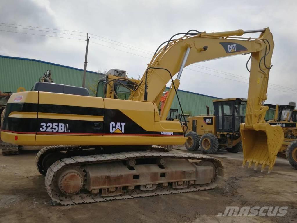 CAT 325 B L Гусеничні екскаватори