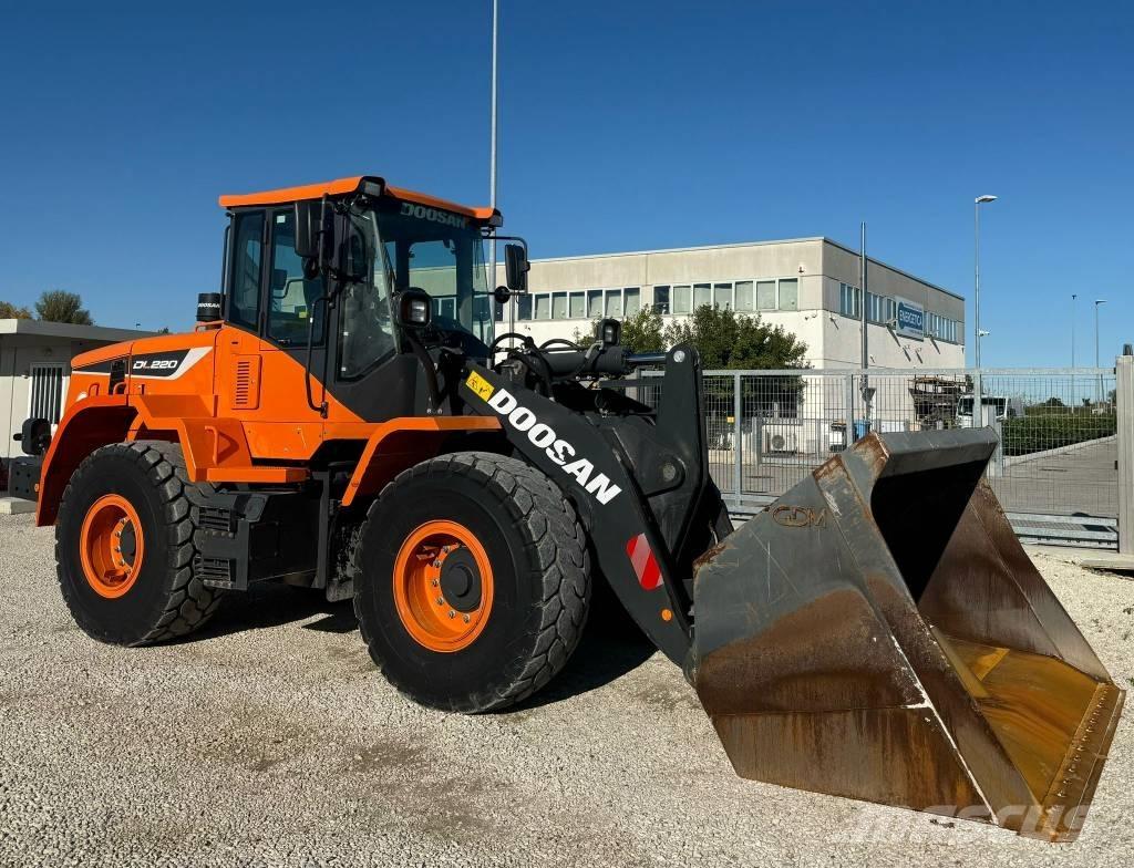 Doosan DL 220-5 Фронтальні навантажувачі