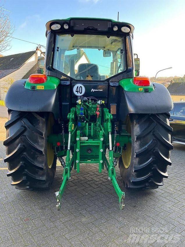 John Deere 6090M Трактори