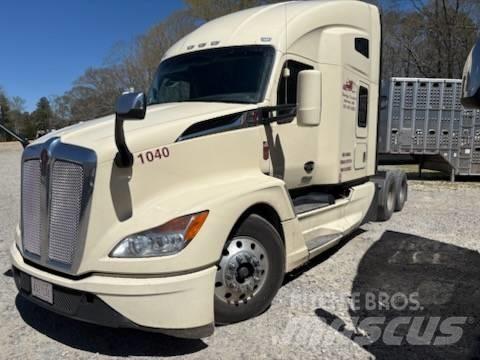 Kenworth T 680 Тягачі