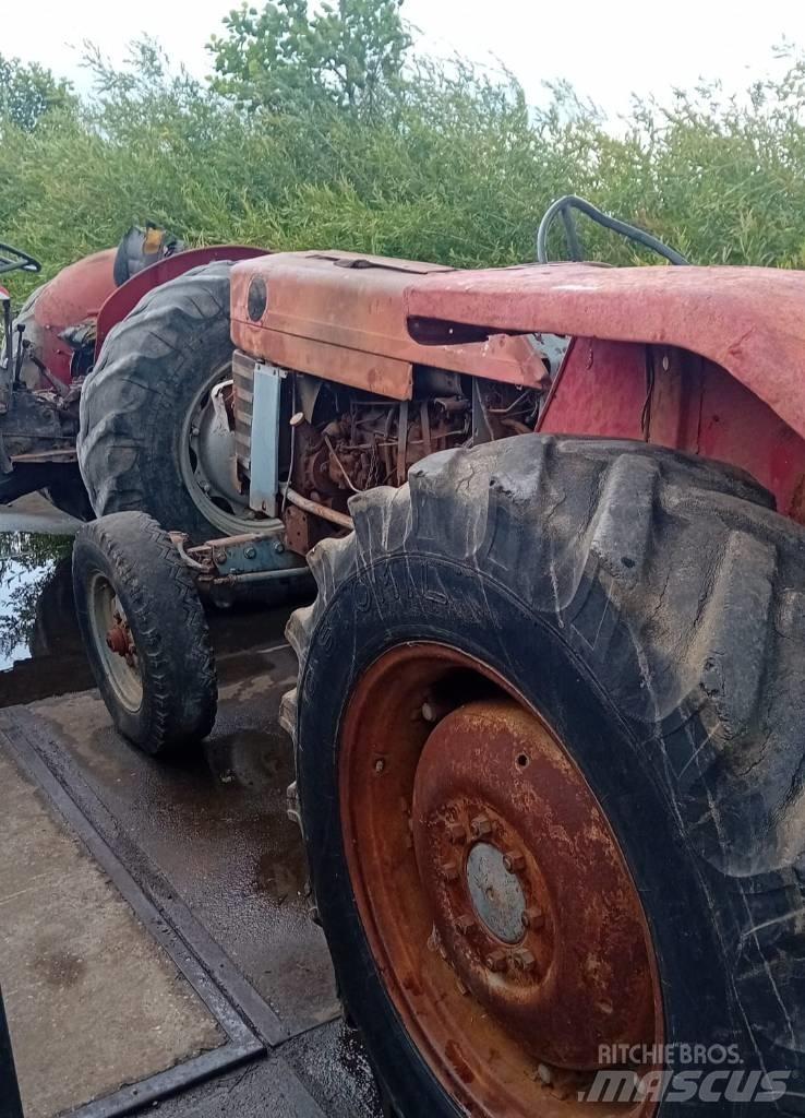 Massey Ferguson 165 Трактори