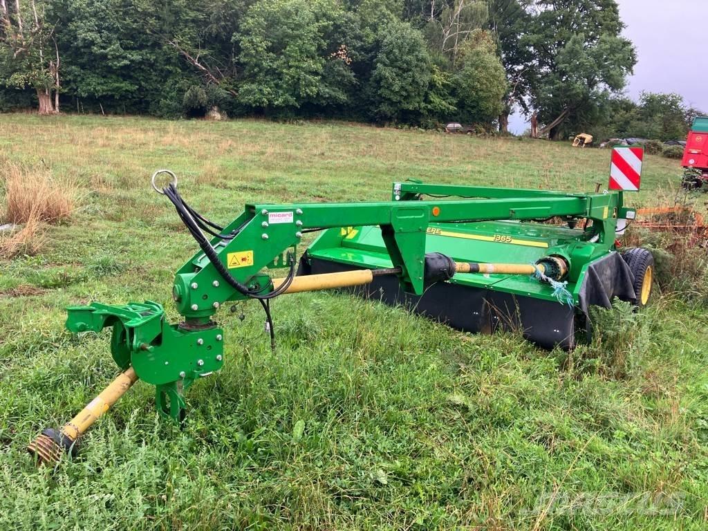 John Deere 1365 Навісні та причіпні косарки