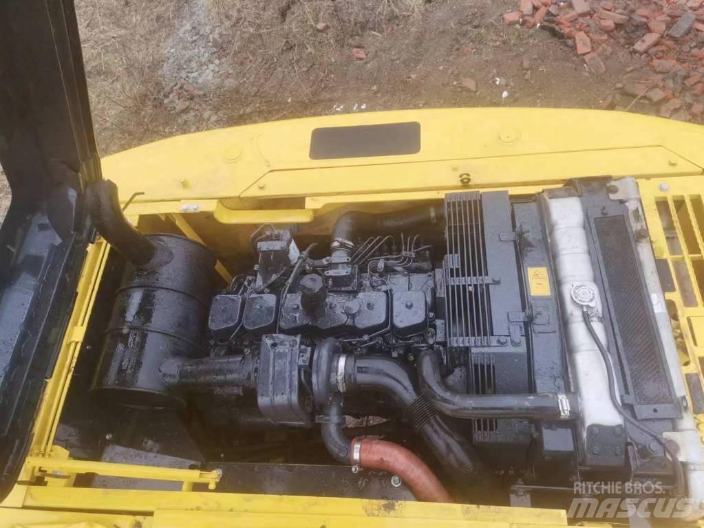 Komatsu pc220-7 Гусеничні екскаватори
