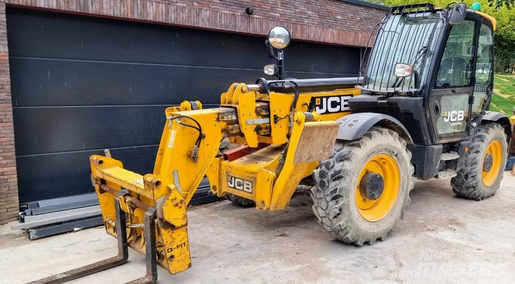 JCB 535-125 Телескопічні навантажувачі