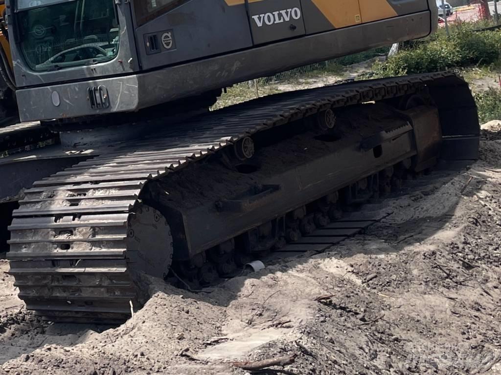 Volvo EC 220 EL Гусеничні екскаватори