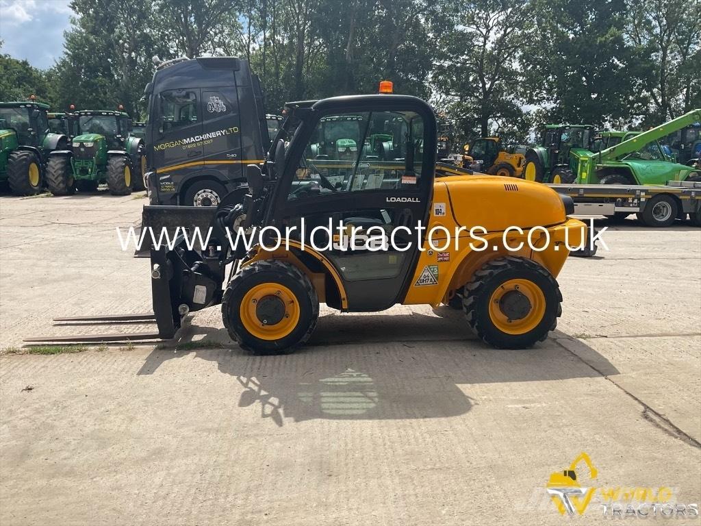 JCB 520-40 Телескопічний навантажувач