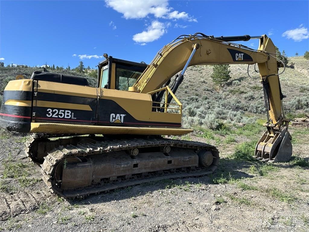 CAT 325BL Гусеничні екскаватори