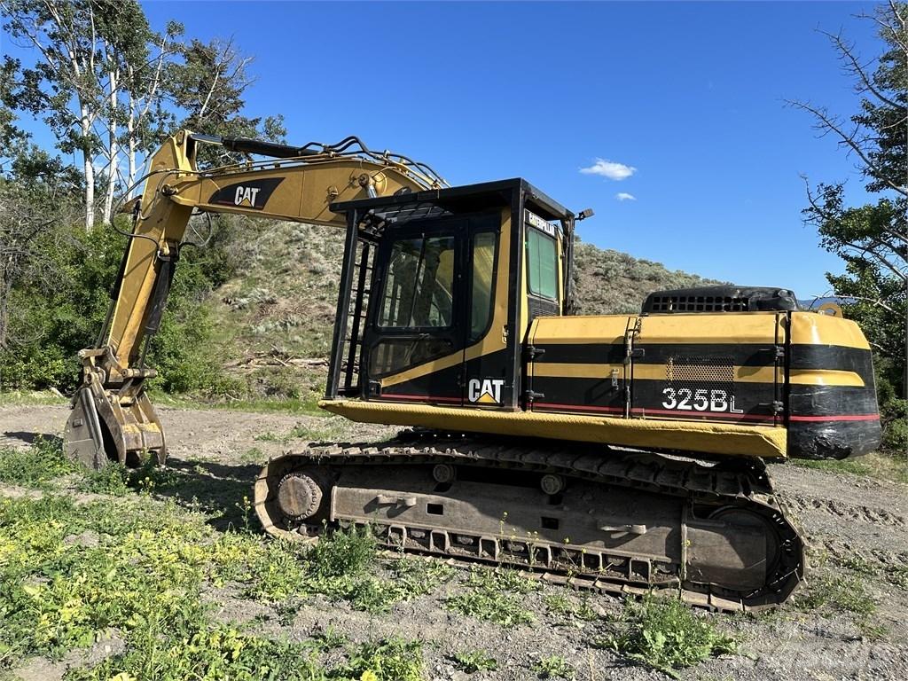 CAT 325BL Гусеничні екскаватори