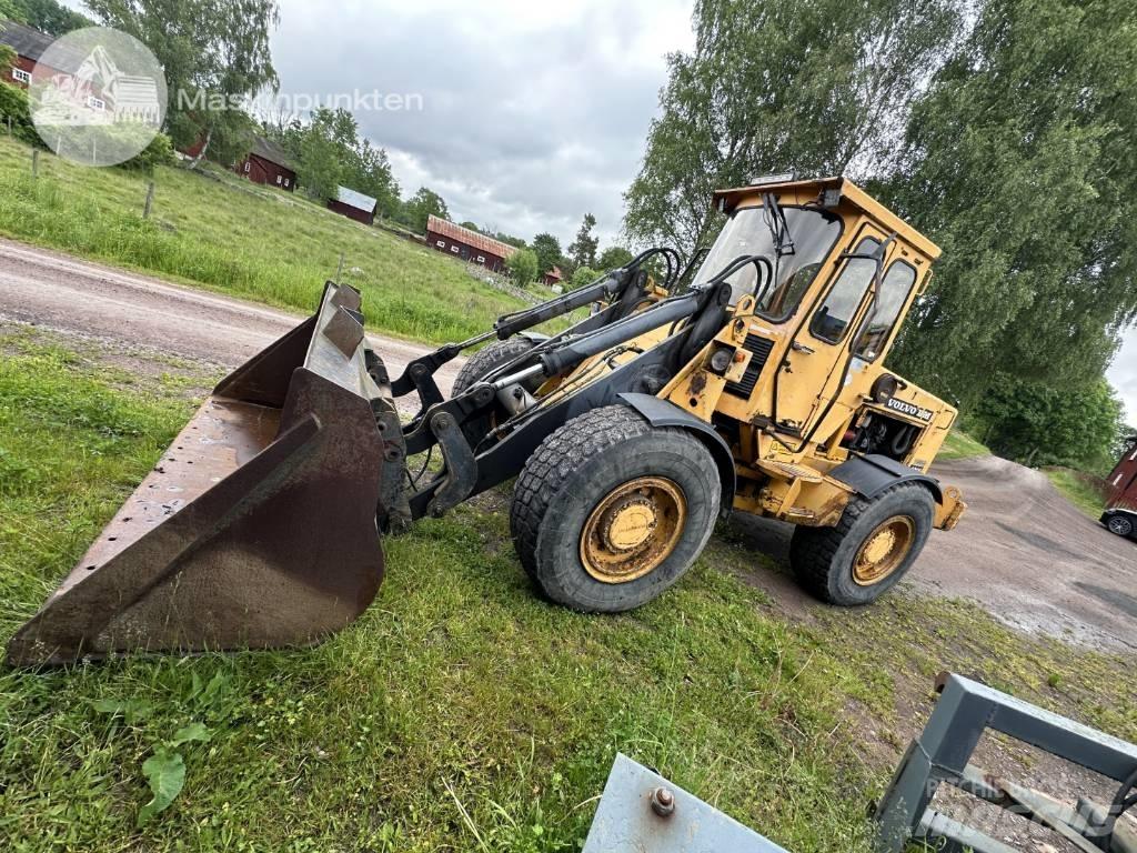 Volvo BM 4300 Фронтальні навантажувачі