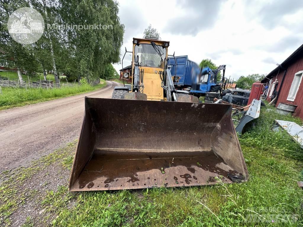 Volvo BM 4300 Фронтальні навантажувачі