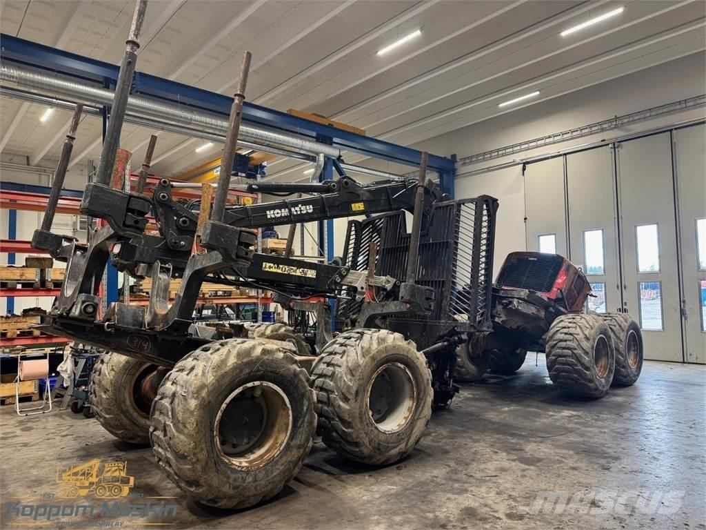 Komatsu 855 Форвардери