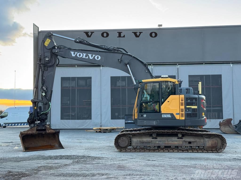 Volvo ECR 235 EL Гусеничні екскаватори