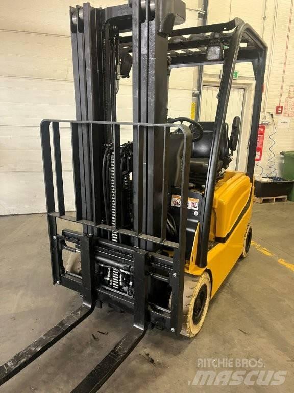 Yale ERP 16 VF Електронавантажувачі