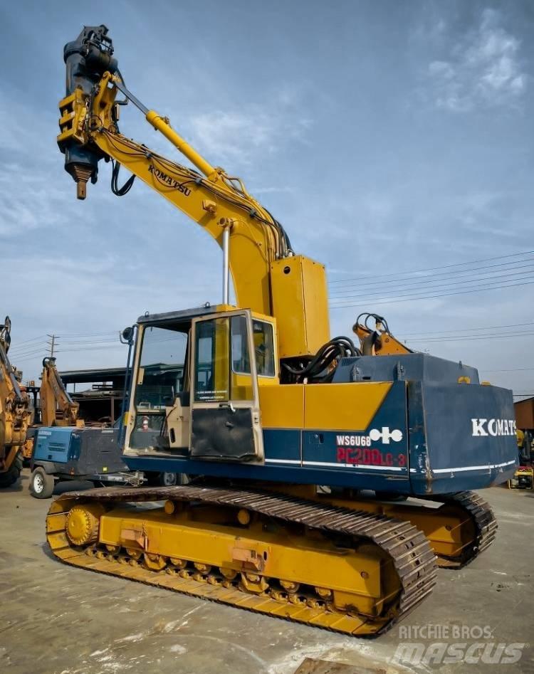 Komatsu PC 200 LC-3 Гусеничні екскаватори