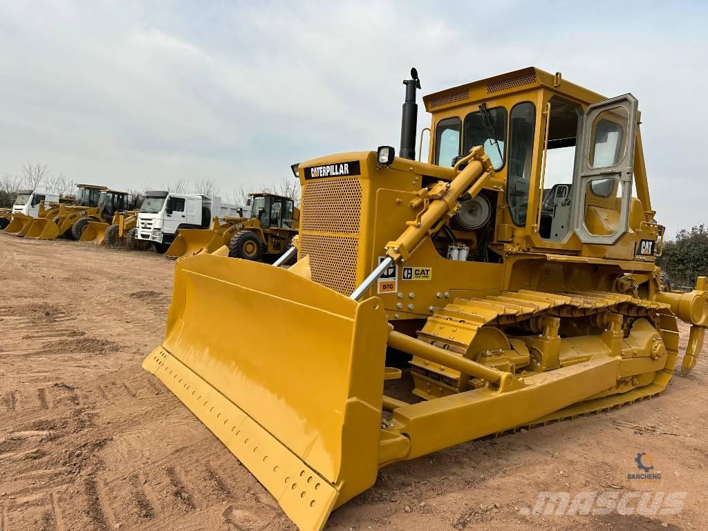 CAT D7G Гусеничні бульдозери