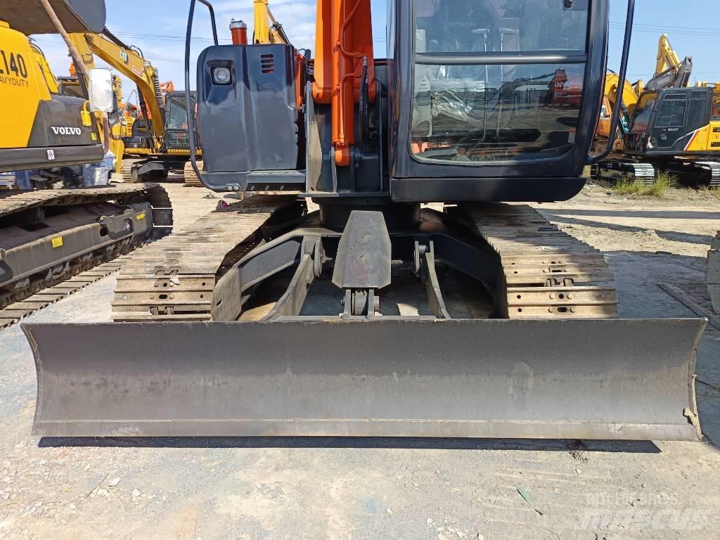 Hitachi ZX 75 Середні екскаватори 7т. - 12т.